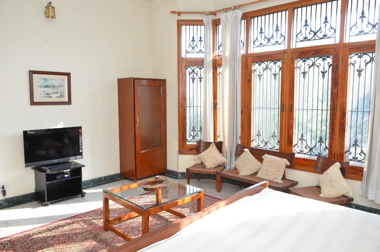 Sandy'S Homestay Jammu Eksteriør billede