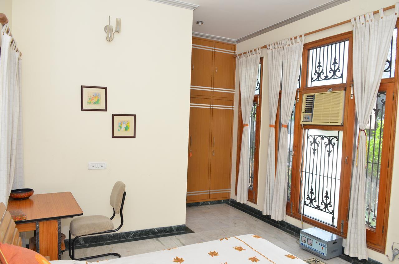 Sandy'S Homestay Jammu Eksteriør billede
